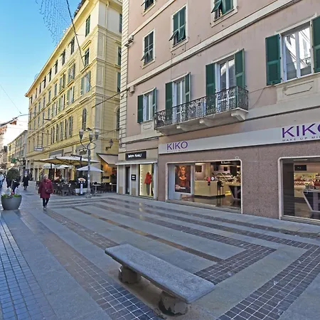 Il Tuo Angolo In Centro. * 圣雷默